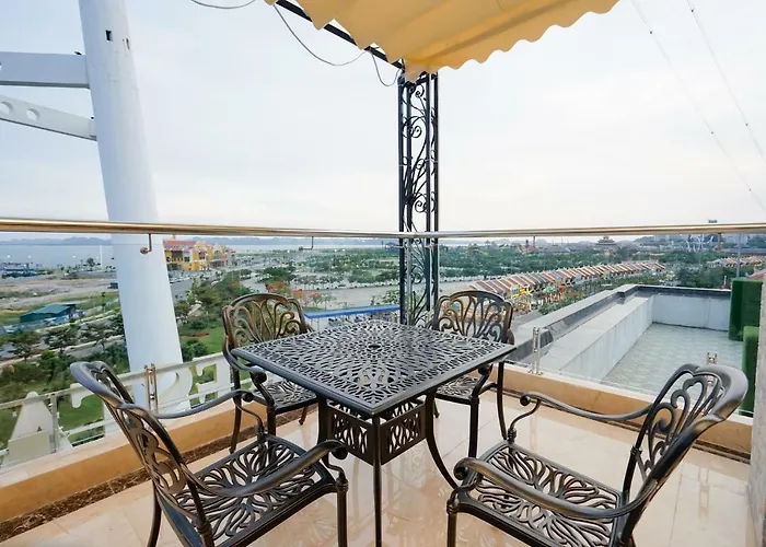 Vincent 3* Hạ Long