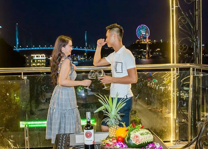 Hotel Vincent Hạ Long