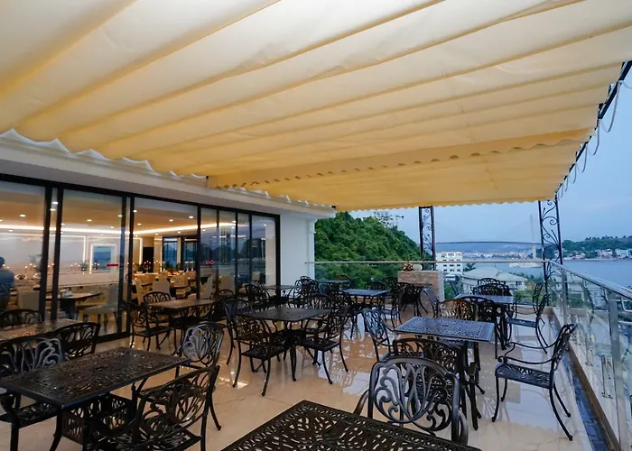 Vincent Hotel Hạ Long
